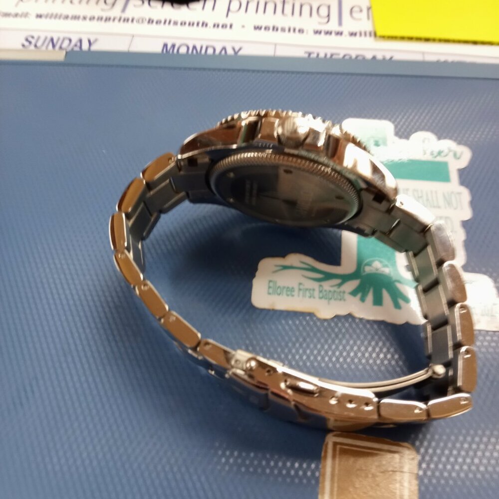 Shield Man's Watch - Picture 2 of 2